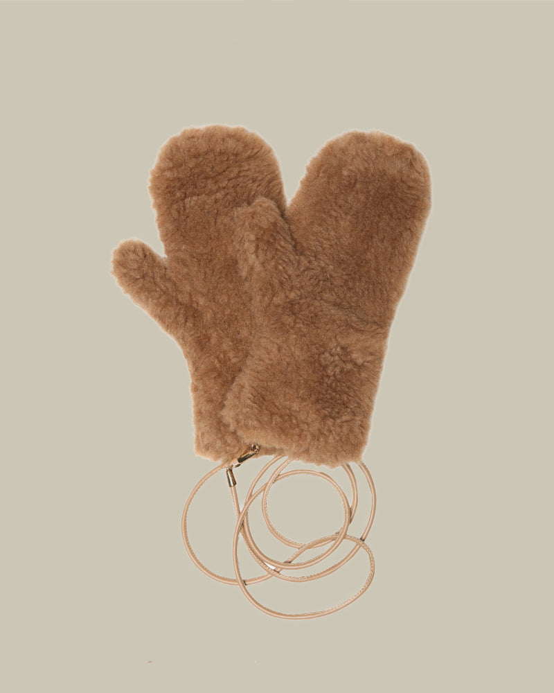 Ombrat Beige Fur Mitts