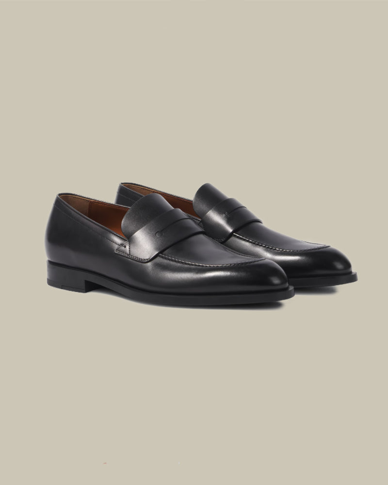 Classic Loafer With L'Asola Band