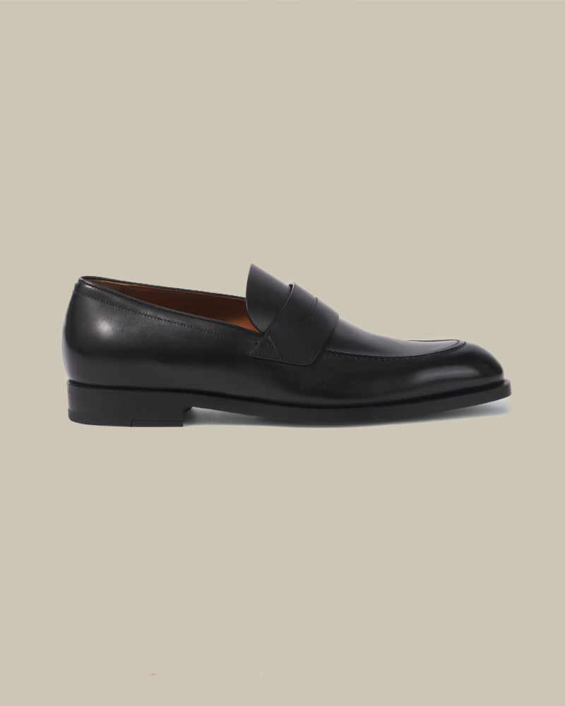 Classic Loafer With L'Asola Band