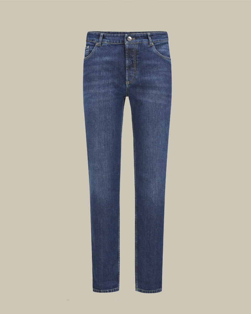 Traditional Fit 5 Pocket Tapered Denim Jeans