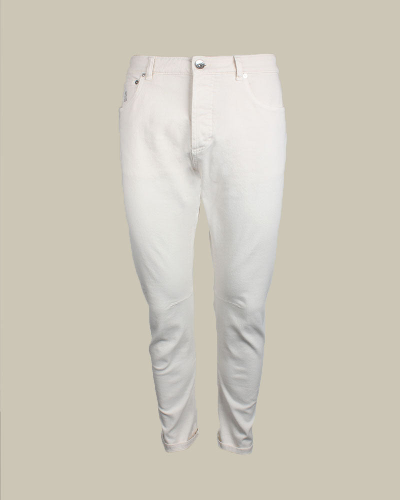 Off White Dyed Comfort Denim Leisure Fit Jeans