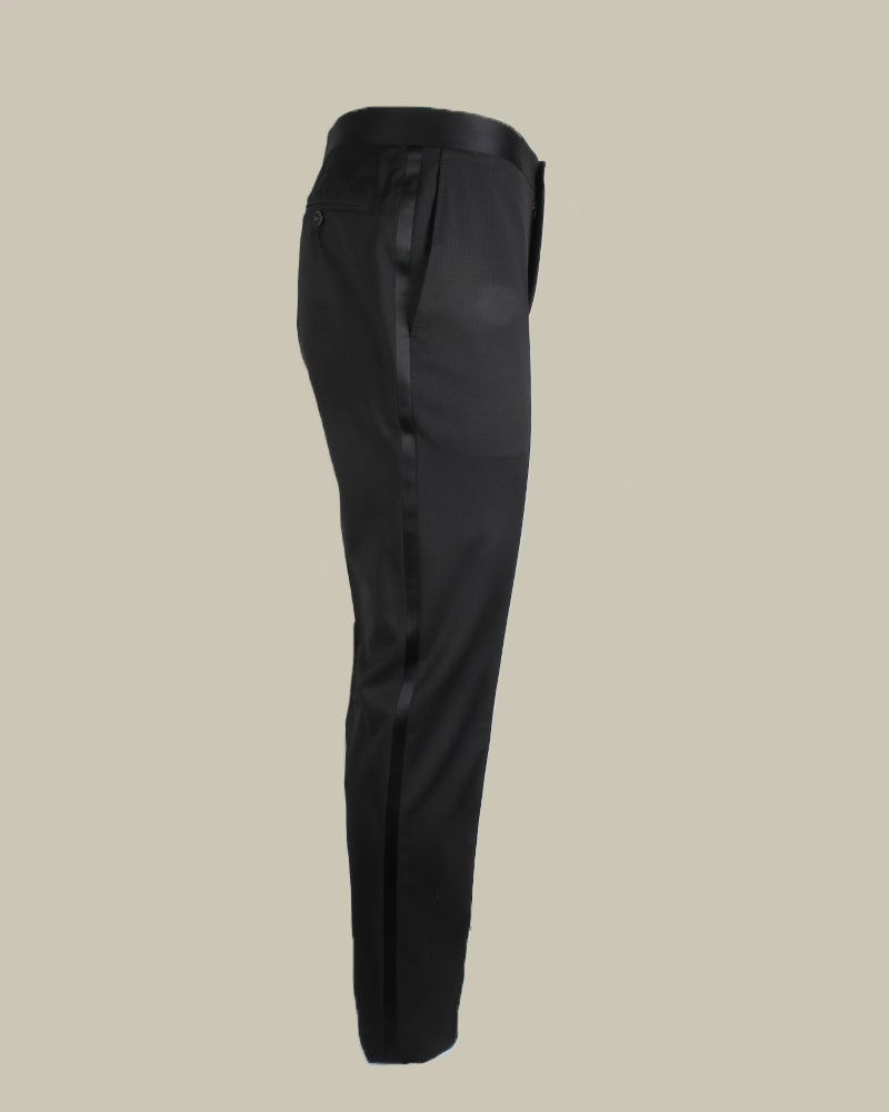Peak Label 1 Button Tuxedo