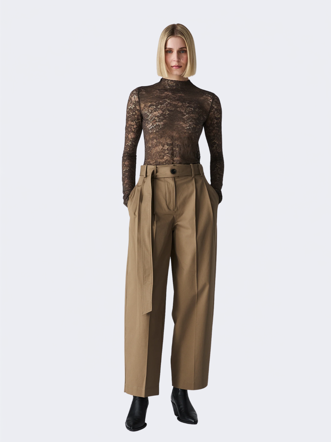 Orla Lace Poloneck